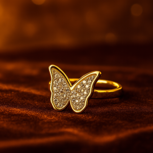 Glowfly Charm